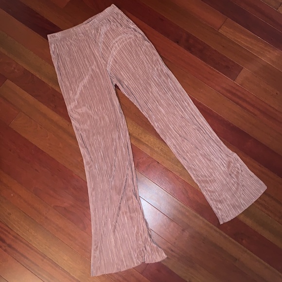 WIDE LEG PANTS • Petite Pink Pleated Split Pants - Picture 4 of 9